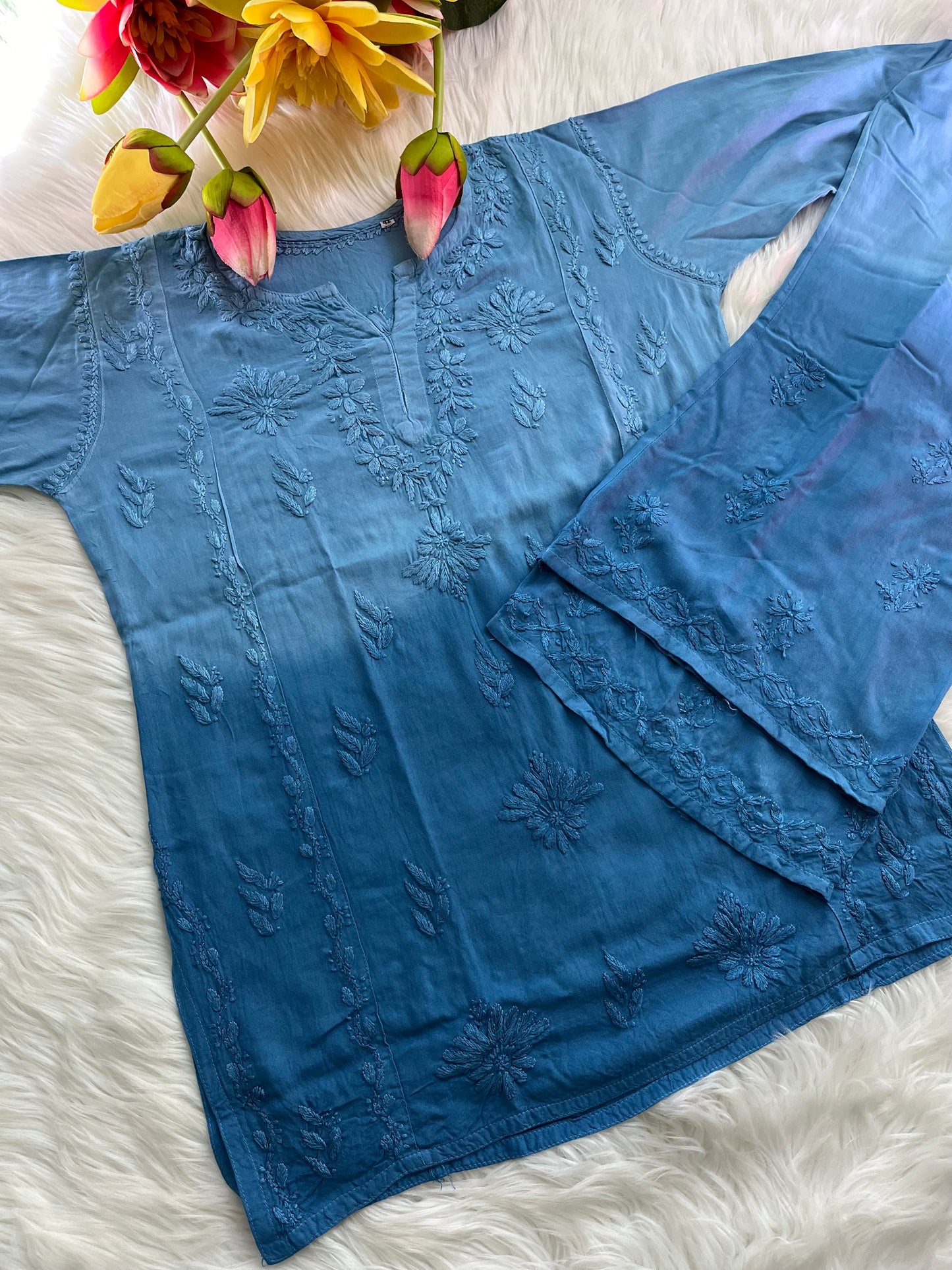 Ryon Short ombré dye set with dupatta